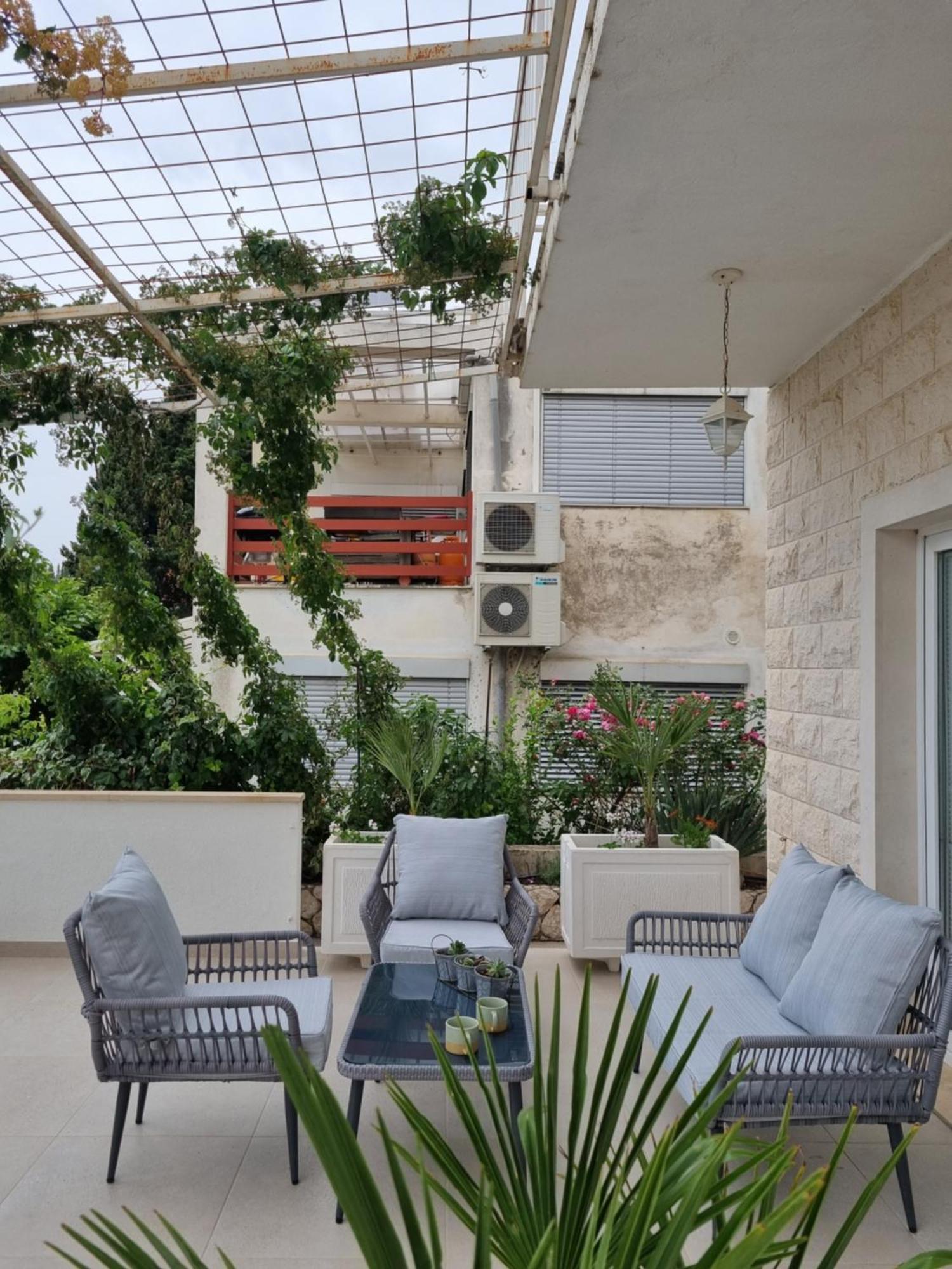 Villa Ante Apartments Blace Dış mekan fotoğraf