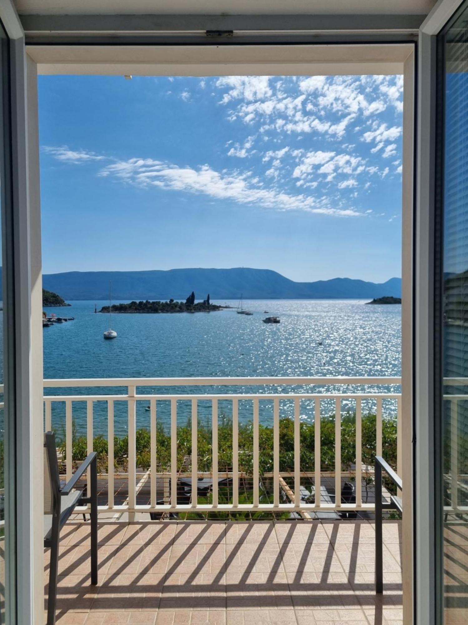 Villa Ante Apartments Blace Oda fotoğraf